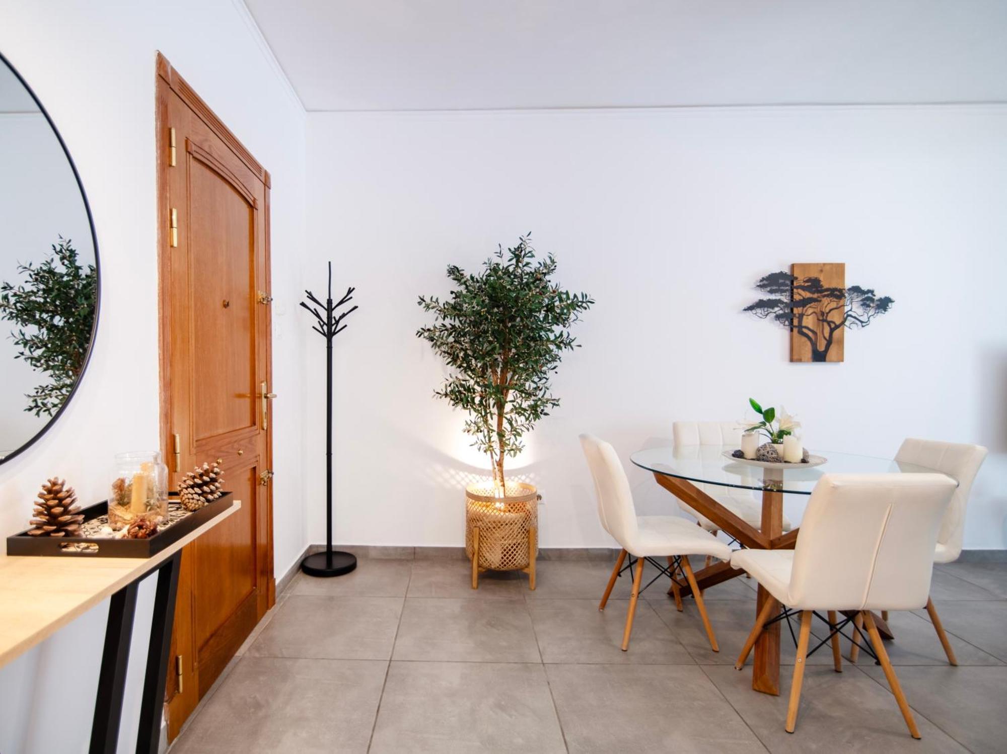 Michael'S Seaside Homely Apartment In 瓦尔基扎 外观 照片